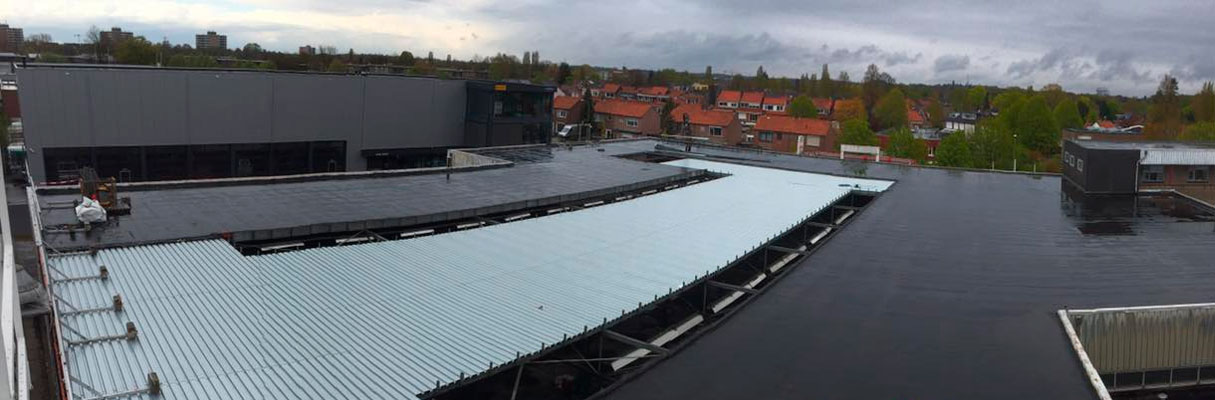 Renovatie dak met dakpanelen